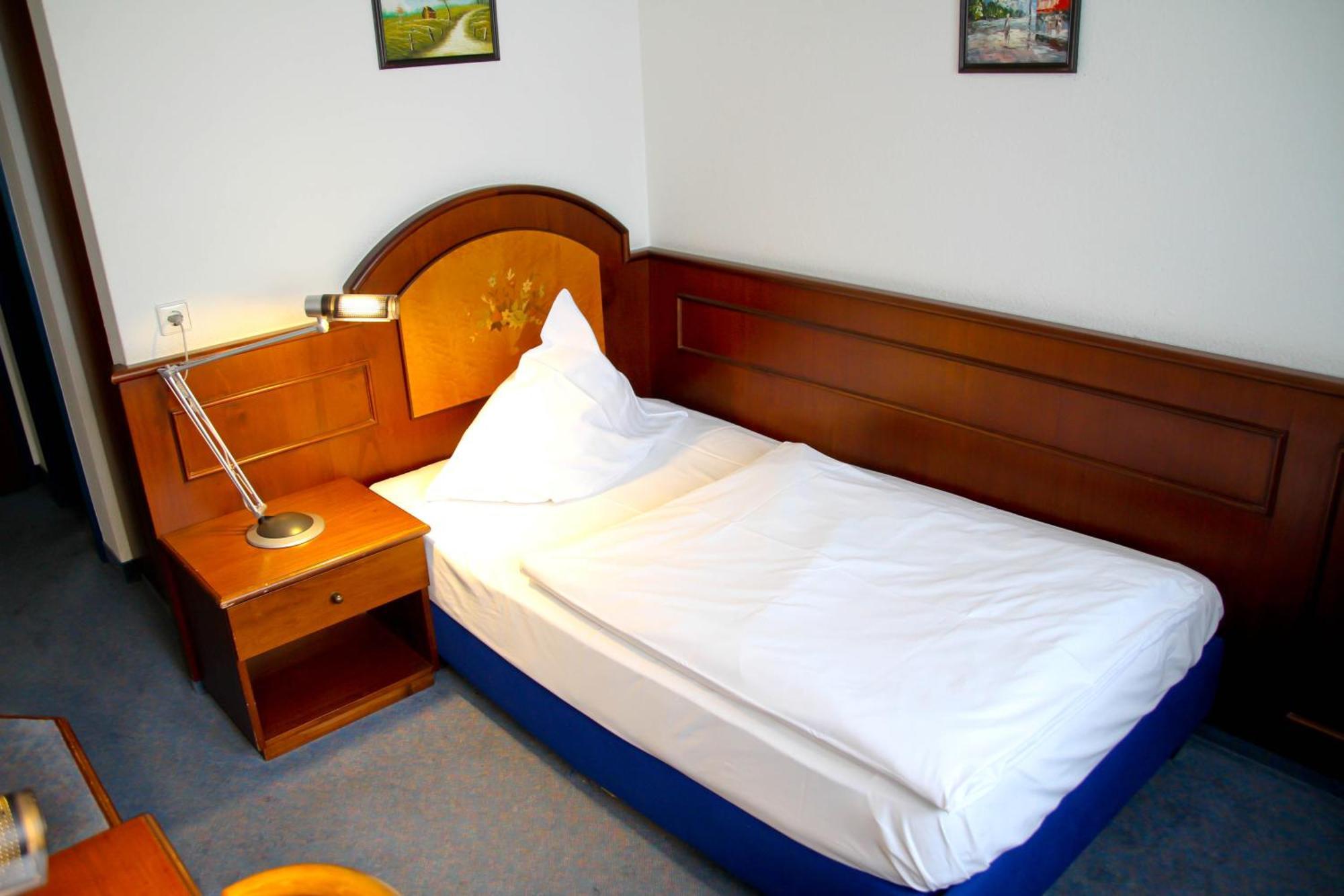 Hotel Garni Italia Bühl Екстериор снимка