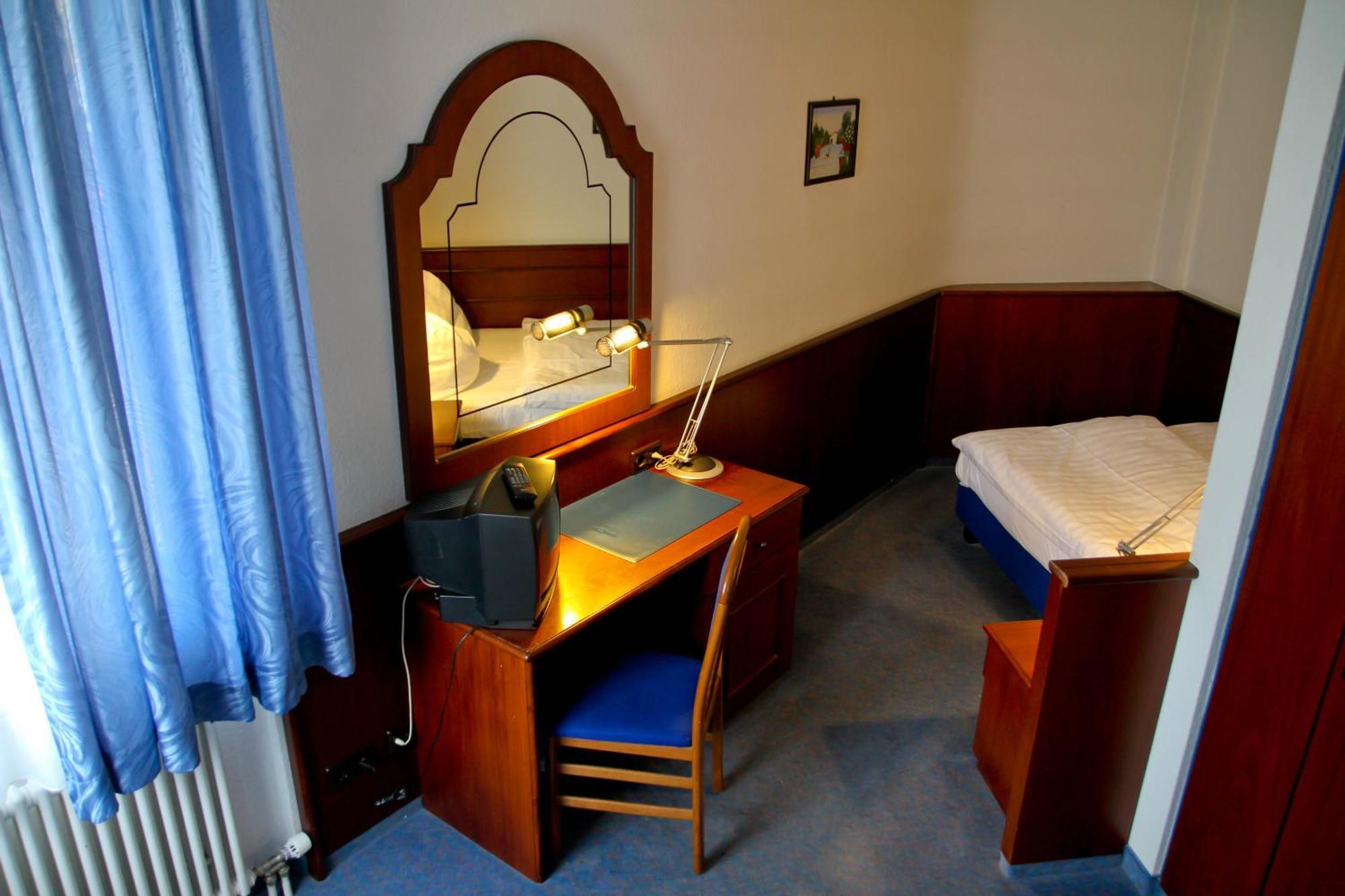 Hotel Garni Italia Bühl Екстериор снимка